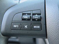 2011款 2.0 自动 舒适型 7座