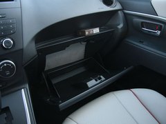 2011款 2.0 自动 舒适型 7座