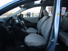2011款 2.0 自动 舒适型 7座