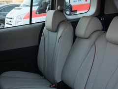 2011款 2.0 自动 舒适型 7座