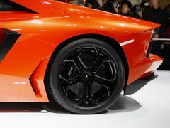 2011款 6.5L AT LP700-4