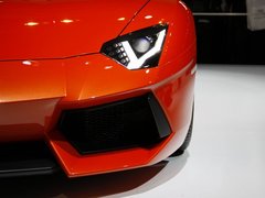 2011款 6.5L AT LP700-4