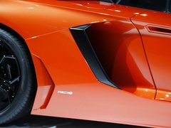 2011款 6.5L AT LP700-4