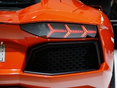 2011款 6.5L AT LP700-4
