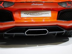 2011款 6.5L AT LP700-4