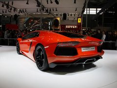 2011款 6.5L AT LP700-4