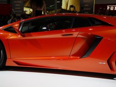 2011款 6.5L AT LP700-4