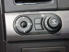2011款 2.4L 自动 舒适型 5座