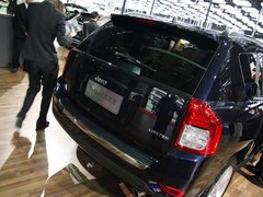 2011款 2.4 CVT 豪华导航型 5座