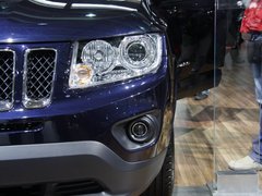 2011款 2.4 CVT 豪华导航型 5座