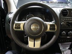 2011款 2.4 CVT 豪华导航型 5座
