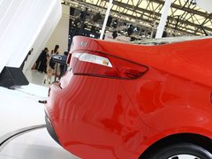 2011款 1.6L 自动 Premium