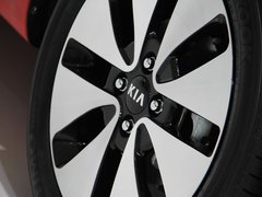 2011款 1.6L 自动 Premium