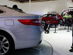 2011款 2.4L 自動 舒適型