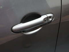 2011款 1.6L CVT 舒适版