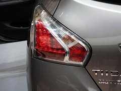 2011款 1.6L CVT 舒适版