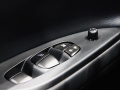 2011款 1.6L CVT 舒适版