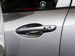 2011款 2.0 自动 豪华型