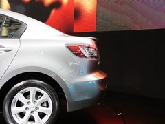 2011款 2.0 自动 豪华型
