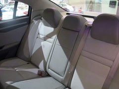 2012款 2.0L CVT 典雅版