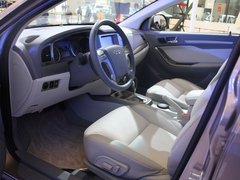 2012款 2.0L CVT 典雅版