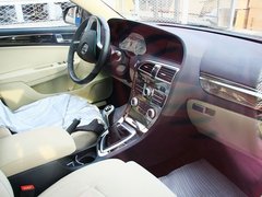 2011款 1.6L 自动 舒适型
