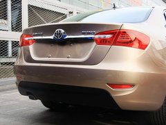 2011款 1.6L 自动 舒适型