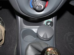 2012款 1.0 手动 舒适型