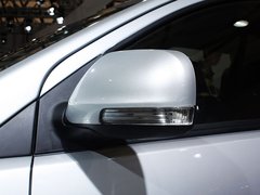 2012款 1.5L 手动 两驱精英型 5座