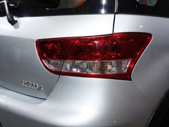 2012款 1.5L 手动 两驱精英型 5座