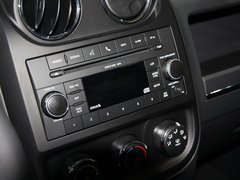 2011款 2.4 CVT 运动版 5座