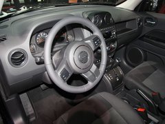 2011款 2.4 CVT 运动版 5座