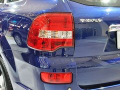2012款 2.0T 自动 四驱至尊版 5座