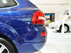 2012款 2.0T 自动 四驱至尊版 5座