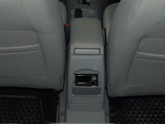 2010款 1.6L 自动 