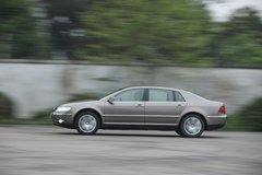 2009款 3.6L 5座加长舒适版