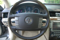 2009款 3.6L 5座加长舒适版