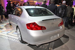 2004款 3.5T 自动 Sedan