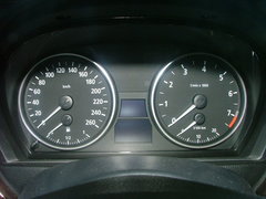 2008款 320i 2.0L 进取型