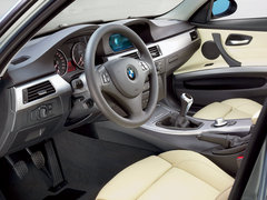 2008款 320i 2.0L 进取型