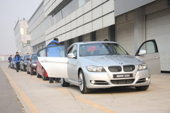 2008款 320i 2.0L 进取型