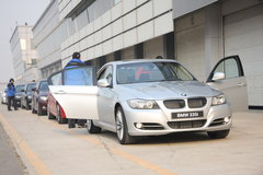 2008款 320i 2.0L 进取型