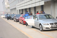 2008款 320i 2.0L 进取型