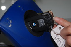 2008款 320i 2.0L 进取型