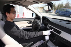 2008款 320i 2.0L 进取型