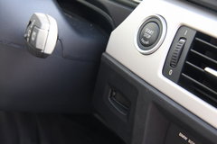 2008款 320i 2.0L 进取型
