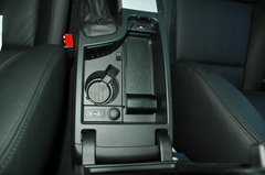 2008款 320i 2.0L 進取型