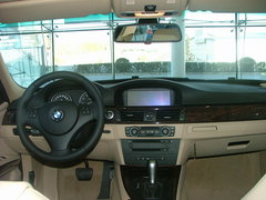2008款 320i 2.0L 进取型