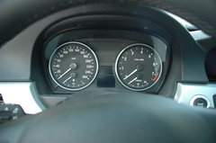2008款 320i 2.0L 进取型