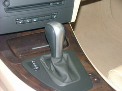 2008款 320i 2.0L 进取型